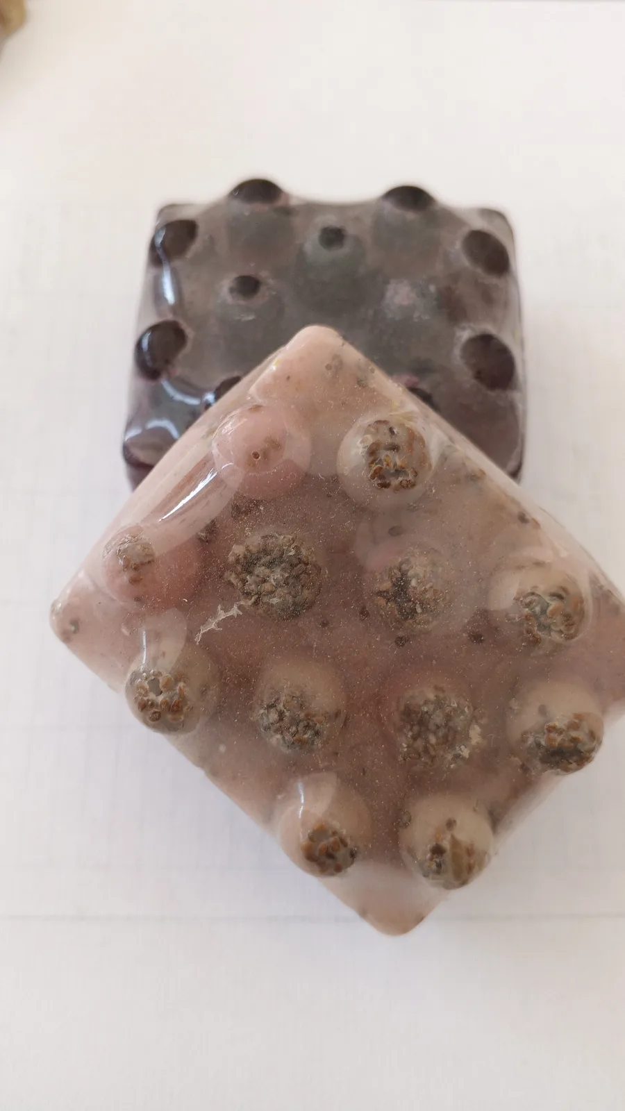 Jabón exfoliante de semilla de guayaba