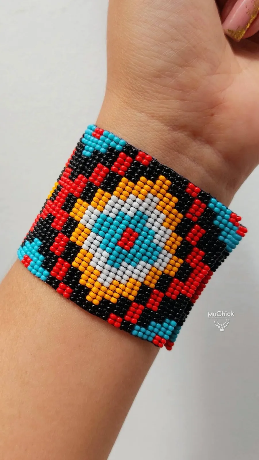 Pulsera en mostacillas